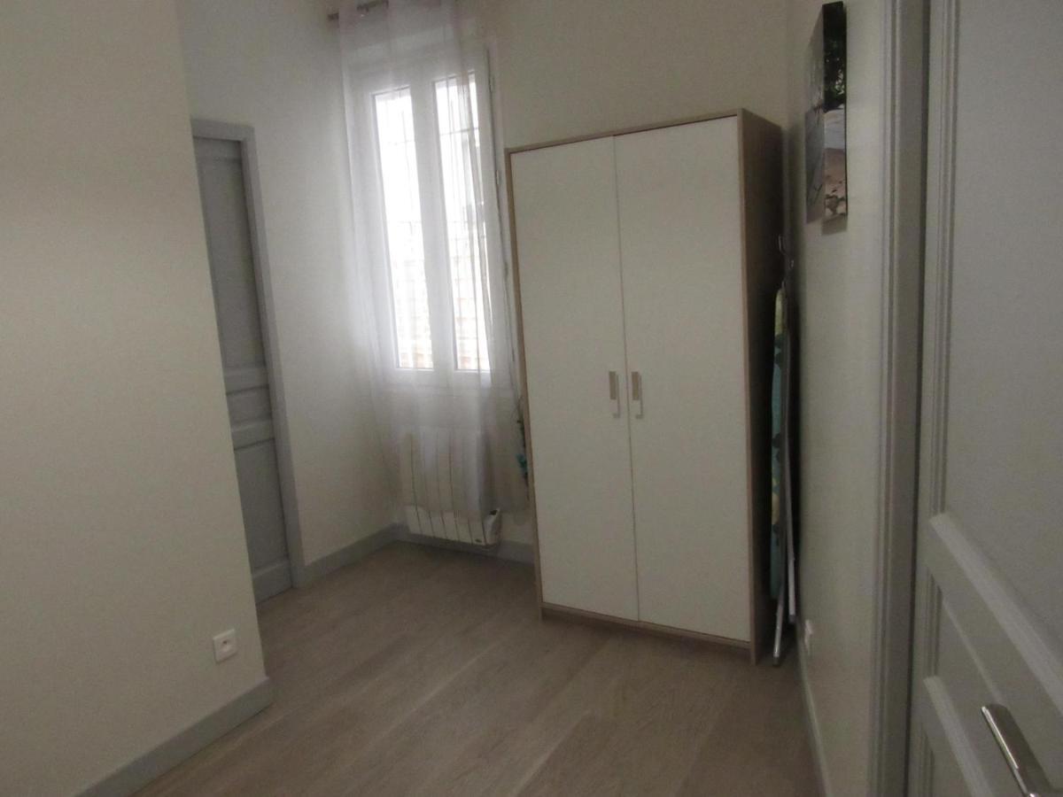 Appartement Appart cosy 2 pièces  à Paris Extérieur photo